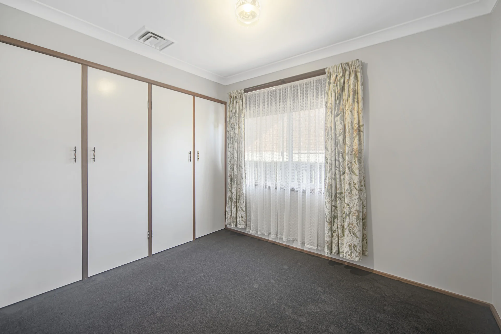 8 Ambassador Avenue, North Nowra, NSW 2541