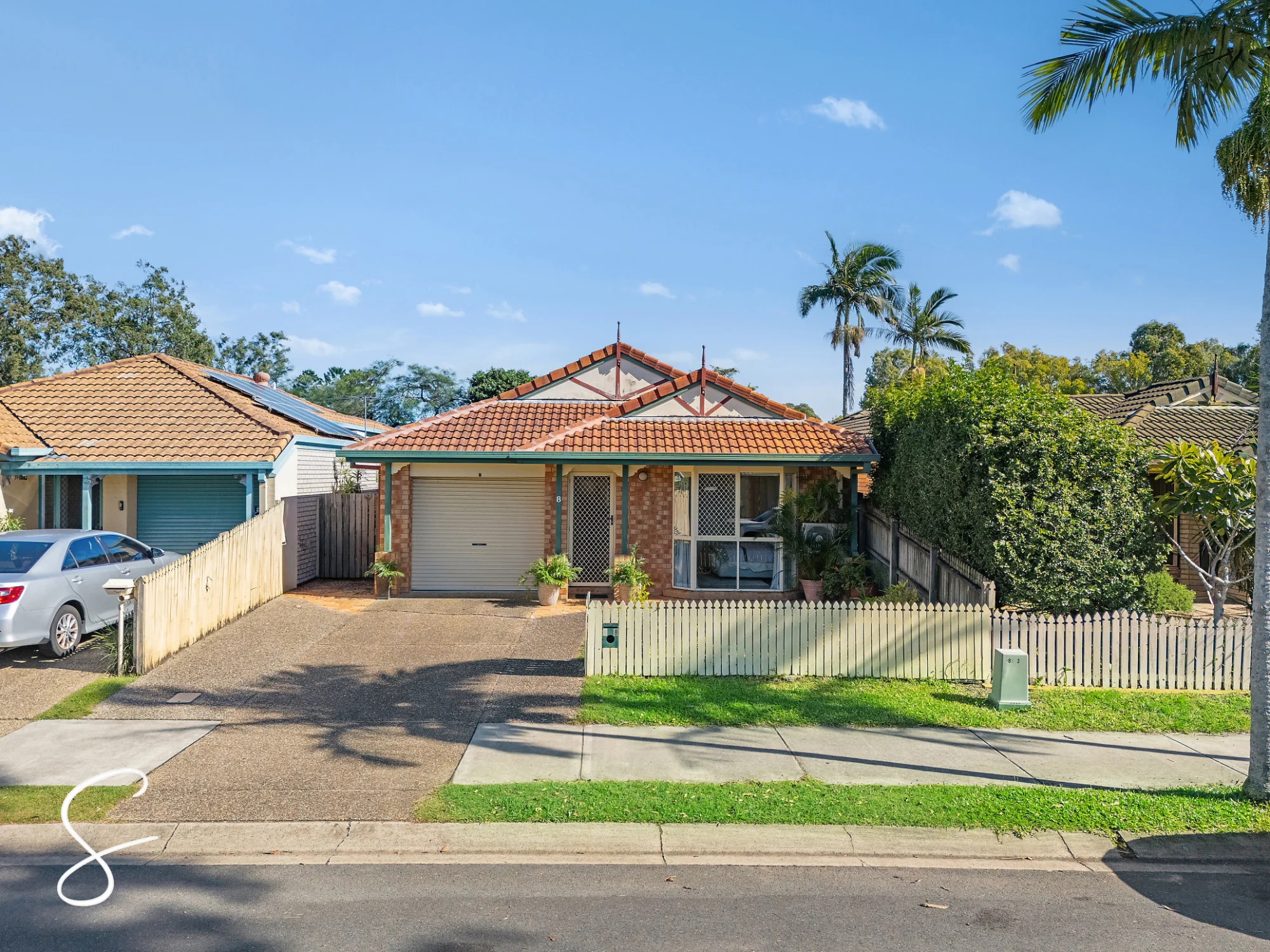 8 Appleyard Crescent, Coopers Plains, Qld 4108