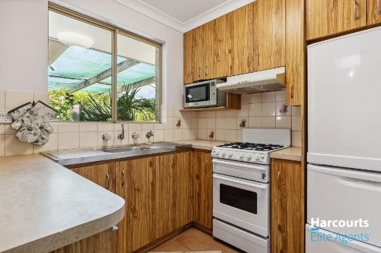 8 Austin Court, Cooloongup, WA 6168
