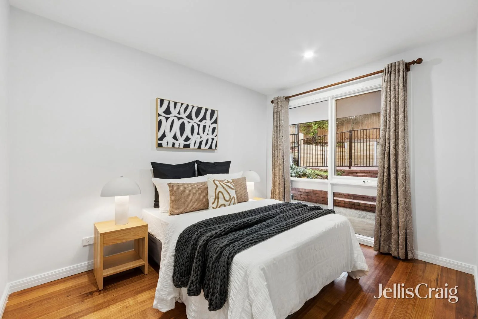 8 Cassinia Road, Templestowe Lower, Vic 3107