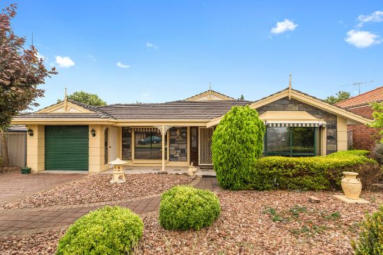 8 Chatsworth Court, Hallett Cove, SA 5158