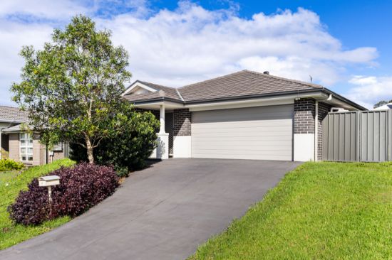 8 Clydesdale Street, Wadalba, NSW 2259