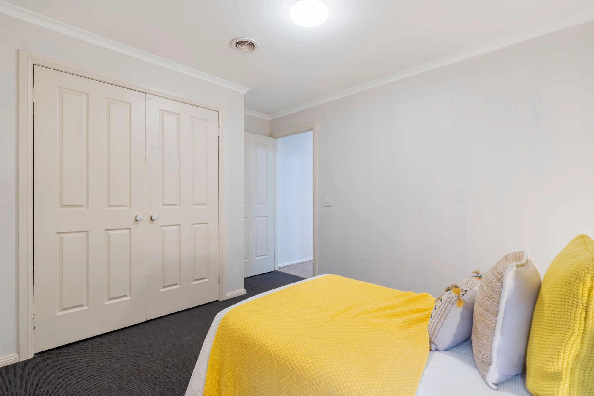 8 Connell Walk, Roxburgh Park, Vic 3064