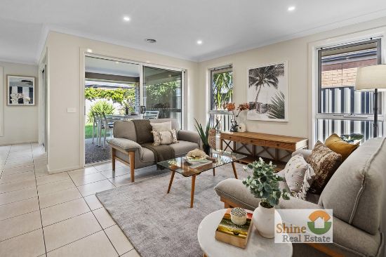 8 Cortula Road, Cranbourne East, Vic 3977