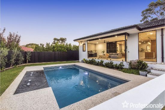 8 Crestview Crescent, Kalamunda, WA 6076