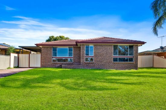 8  Falkland Place, St Andrews, NSW 2566