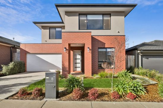 8 Gibsons Circuit, Bonnie Brook, Vic 3335