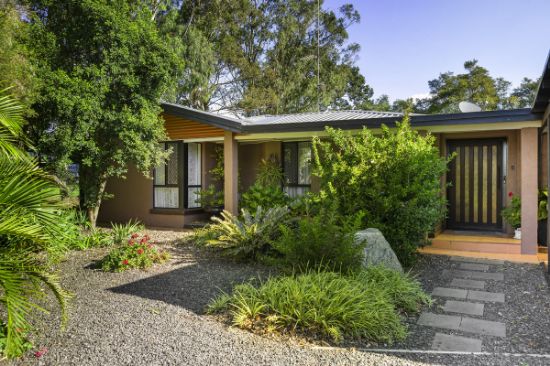 8 Glen Crescent, Highfields, Qld 4352
