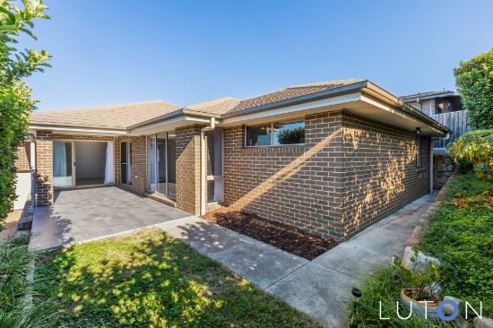 8 Gourgaud Street, Casey, ACT 2913
