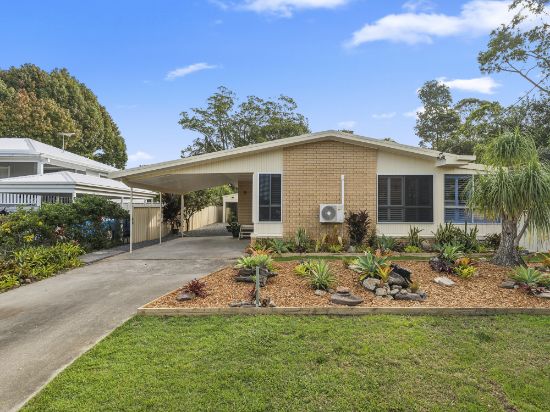 8 Gundagai Place, Coffs Harbour, NSW 2450