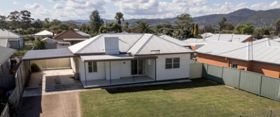 8 Heugh Street, Tamworth, NSW 2340