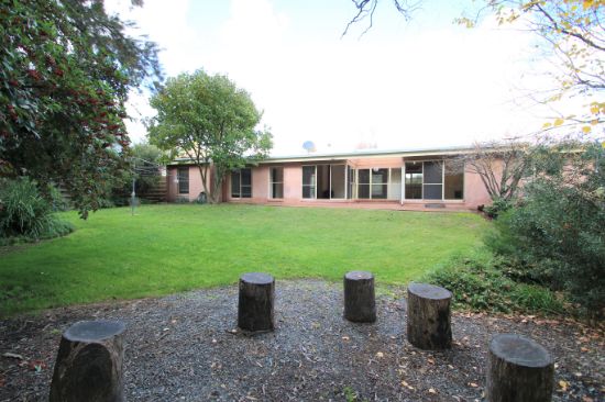 8 Kable Place, Orange, NSW 2800