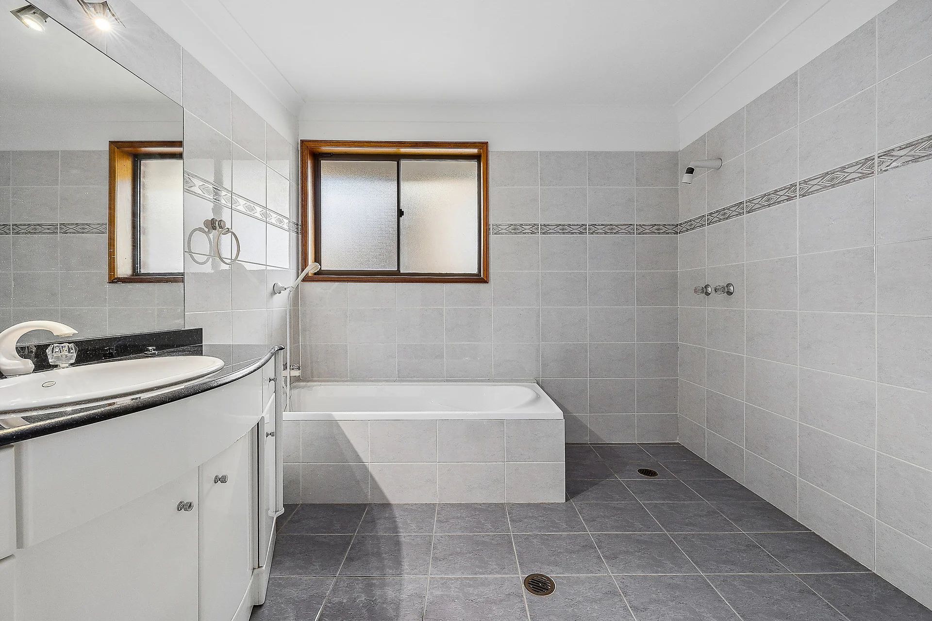 8 Kippax Place, Menai, NSW 2234