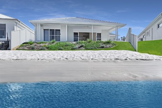 8 Lillian Place, Yamba, NSW 2464