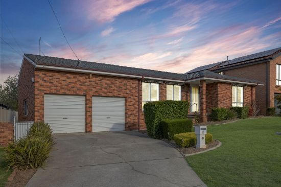 8 Lillipilli Street, Queanbeyan, NSW 2620