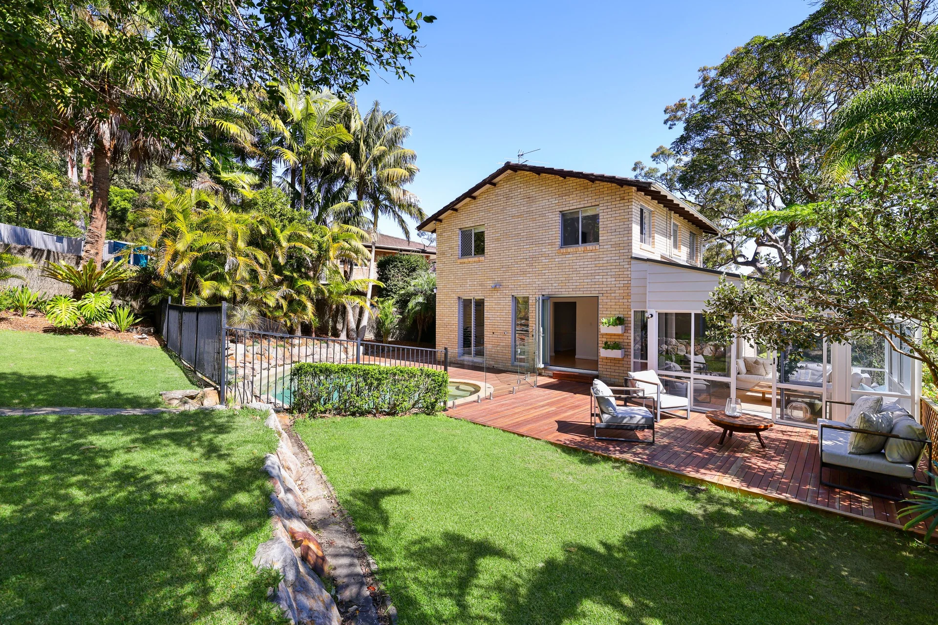 8 Loblay Crescent, Bilgola Plateau, NSW 2107