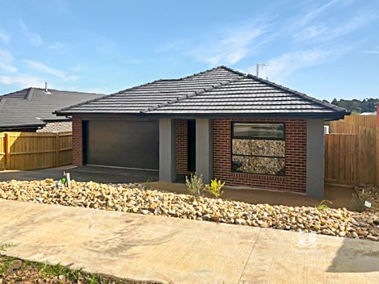 8 Mahogany Close, Lucknow, Vic 3875