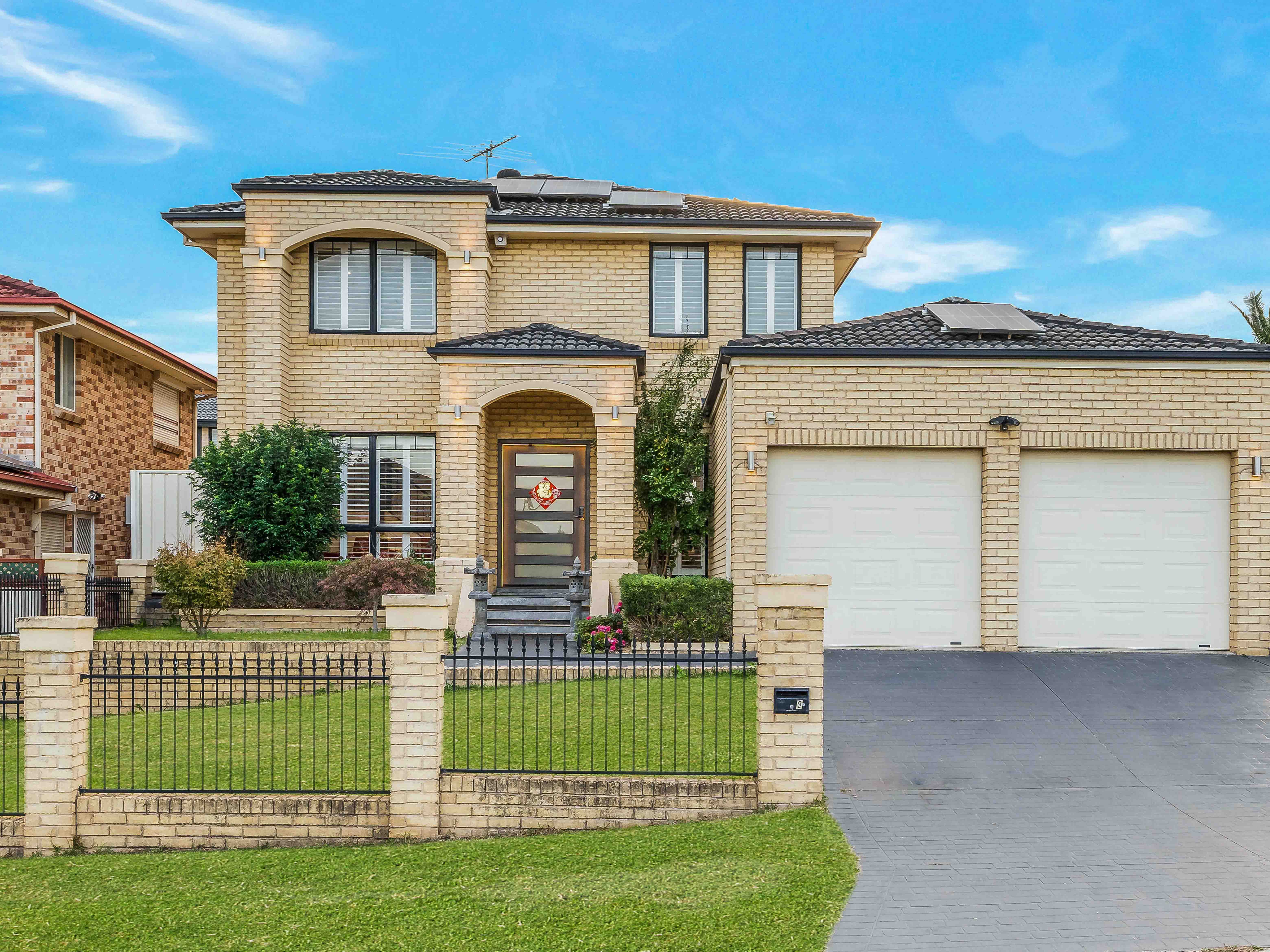 8 Mawbanna Close, West Hoxton, NSW 2171 8 Mawbanna Close, West Hoxton, NSW 2171