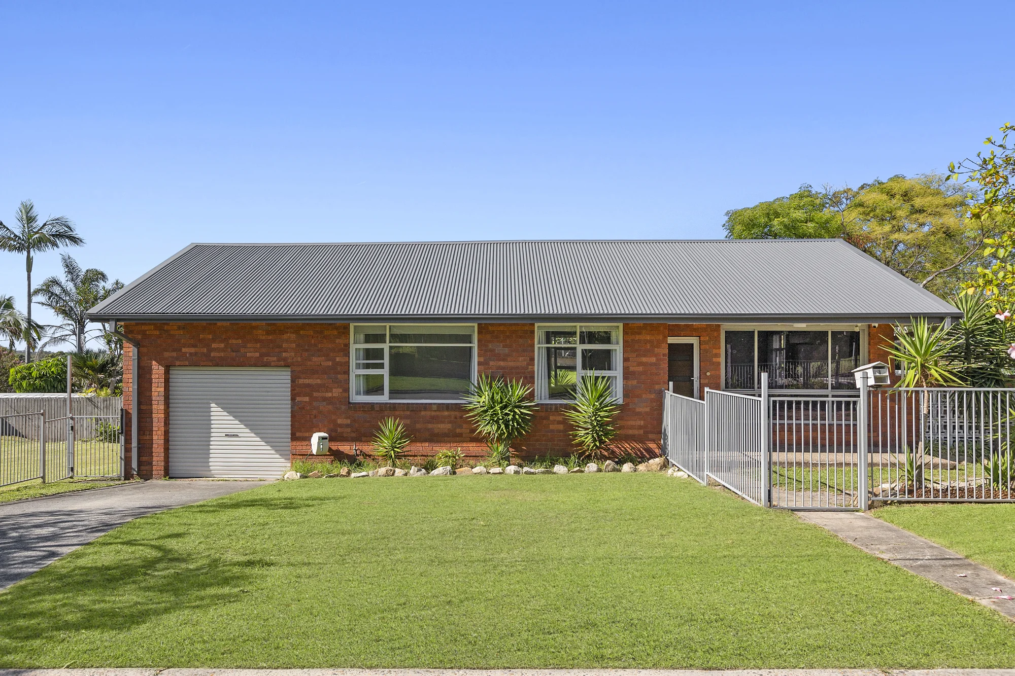 8 Maxwell Parade, Frenchs Forest, NSW 2086