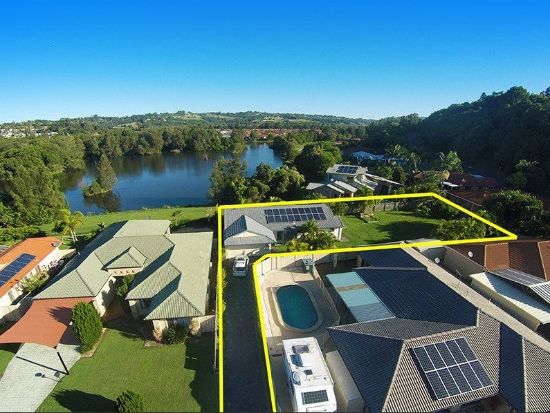 8 Medoc Place, Tweed Heads South, NSW 2486