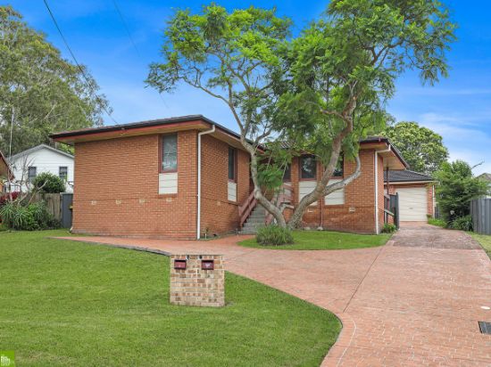8 Mianga Crescent, Unanderra, NSW 2526