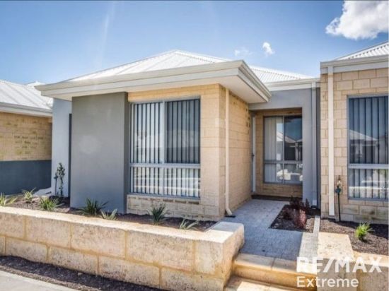 8 Midas Way, Alkimos, WA 6038