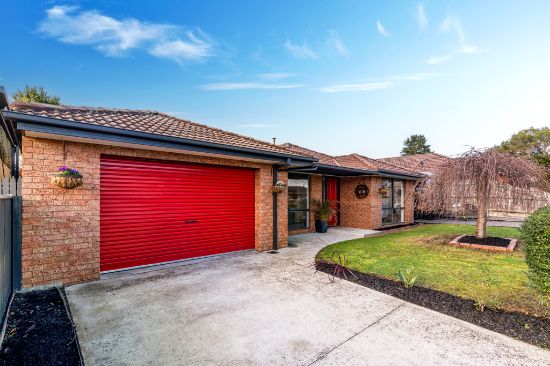 8 Milne Court, Langwarrin, Vic 3910