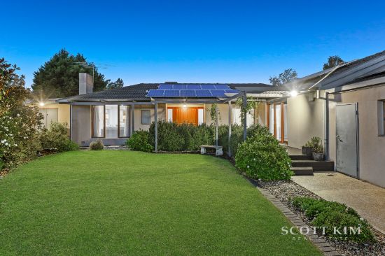 8 Moorea Court, Mount Waverley, Vic 3149
