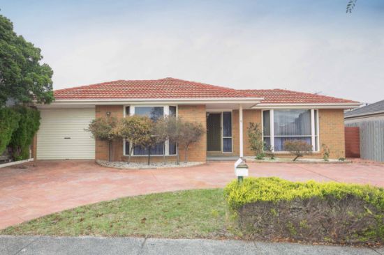 8 Neilian Retreat, Berwick, Vic 3806