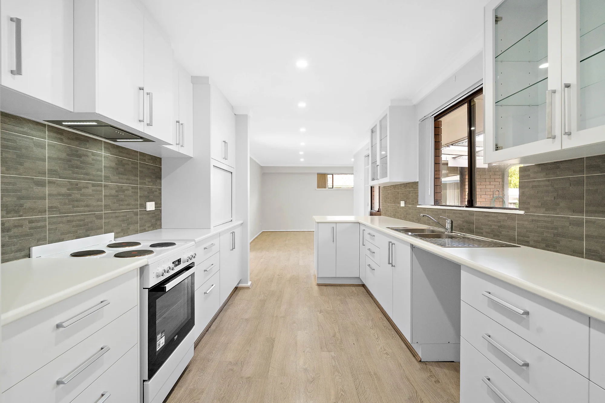 8 Pembury Crescent, Ferndale, WA 6148