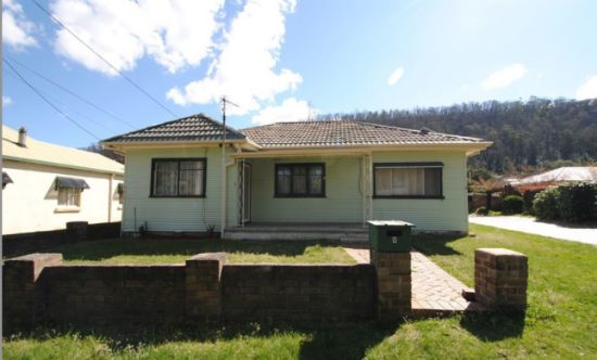 8 Pillans Road, Lithgow, NSW 2790