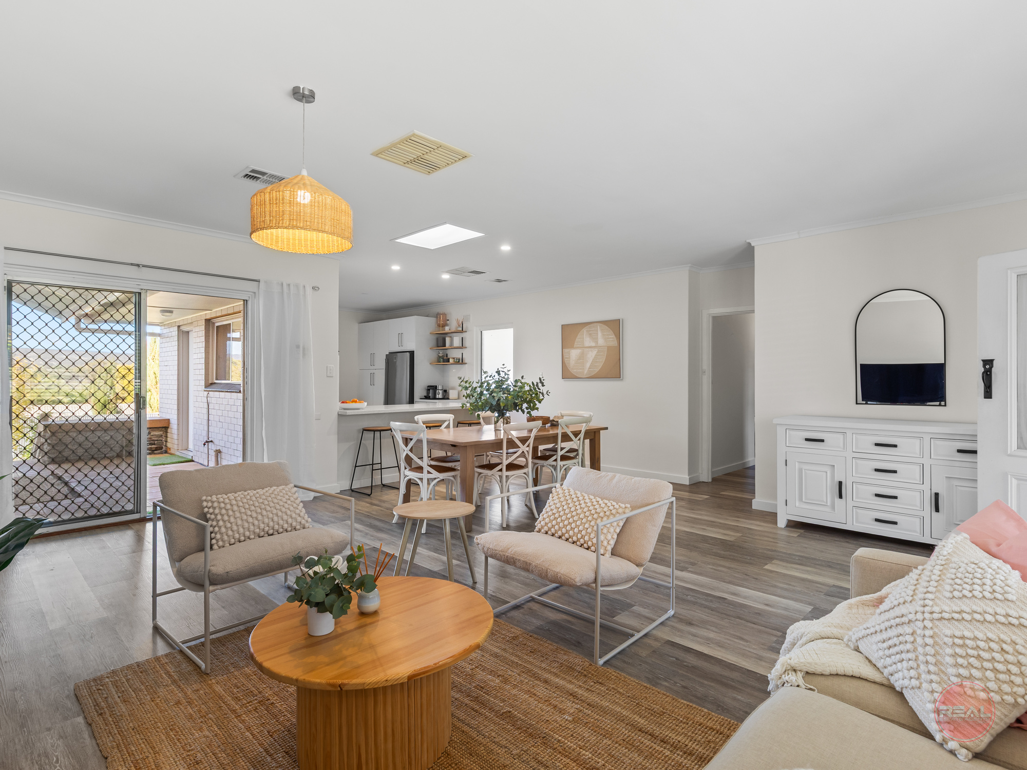8 Ramsay Avenue, Reynella East, SA 5161 8 Ramsay Avenue, Reynella East, SA 5161