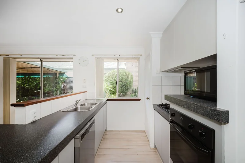 8 RAMSAY PLACE, Bibra Lake, WA 6163