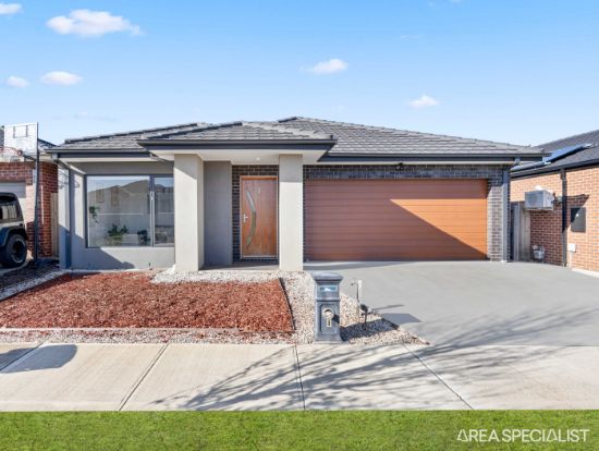 8 Riverton Boulevard, Harkness, Vic 3337