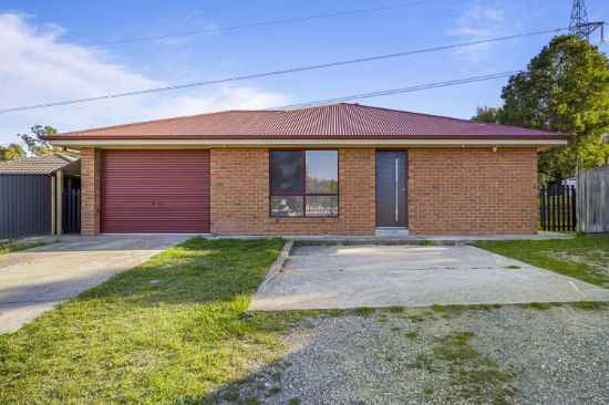 8 Rosewood Ct, Mount Helen, Vic 3350