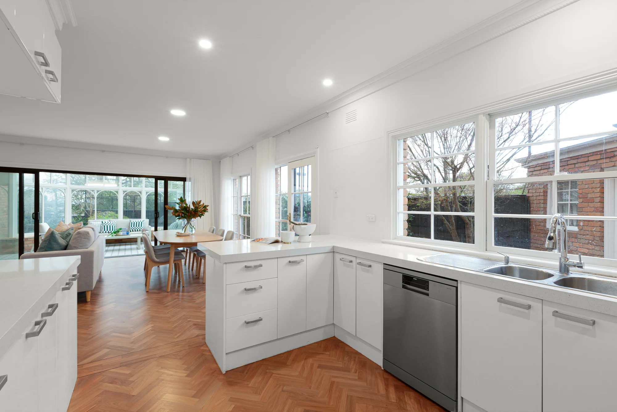 8 Ruhbank Avenue, Balwyn, Vic 3103