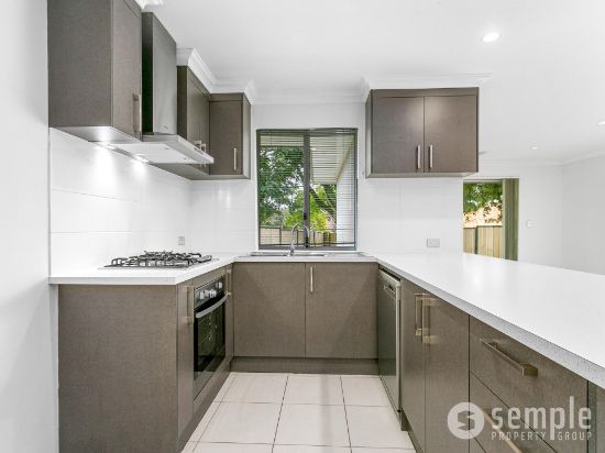 8 Sciano Avenue, Success, WA 6164
