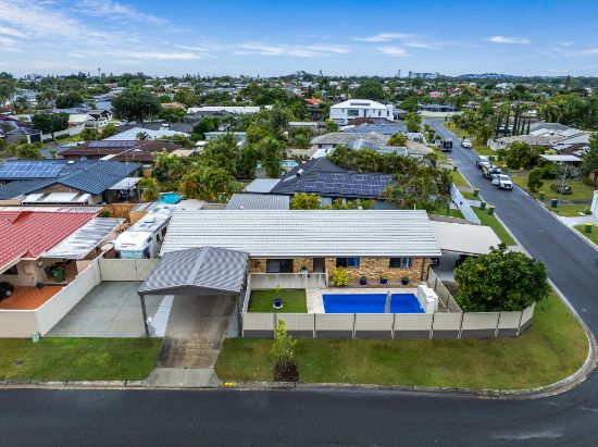 8 Southerly Street, Mermaid Waters, Qld 4218