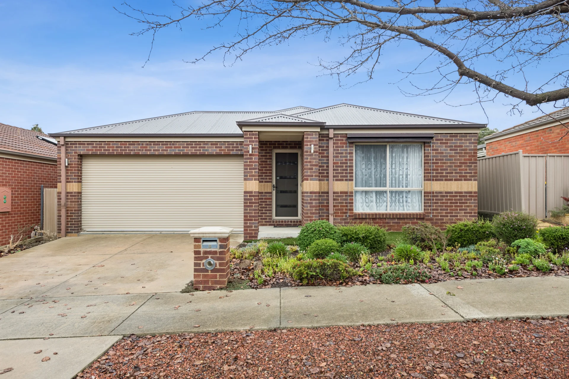 8 Sovereign Gardens, Kangaroo Flat, Vic 3555
