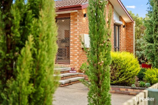 8 Spry Place, Florey, ACT 2615