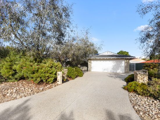 8 Stephenson Gardens, Winthrop, WA 6150
