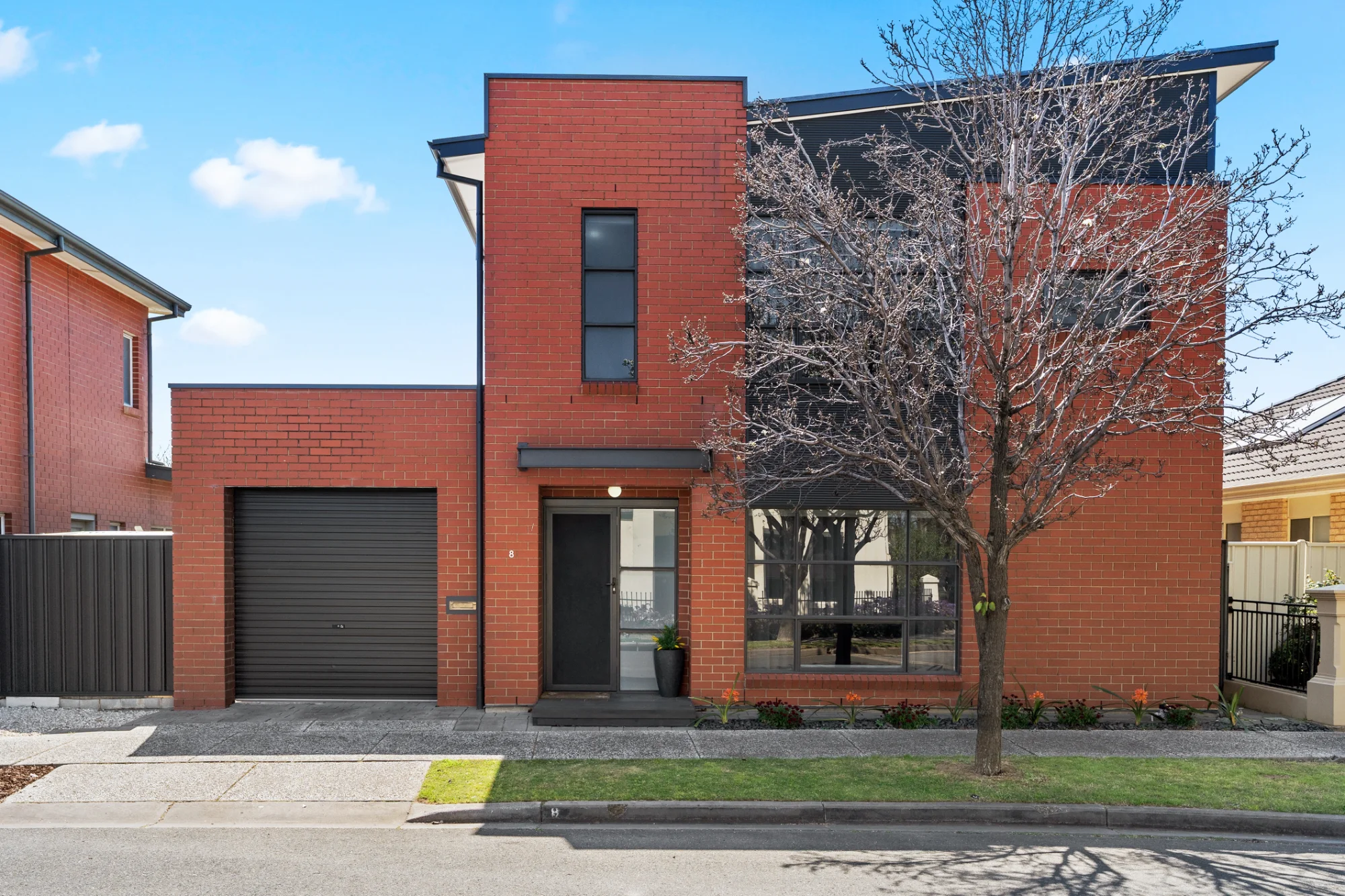 8 Sugarloaf Lane, Mawson Lakes, SA 5095