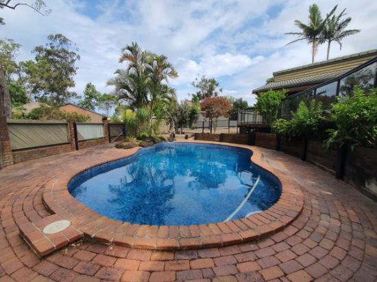 8 Tennyson Place, Robina, Qld 4226