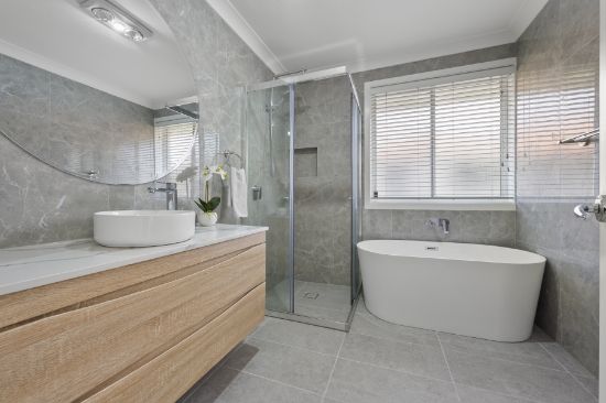 8 The Sanctuary, Westleigh, NSW 2120