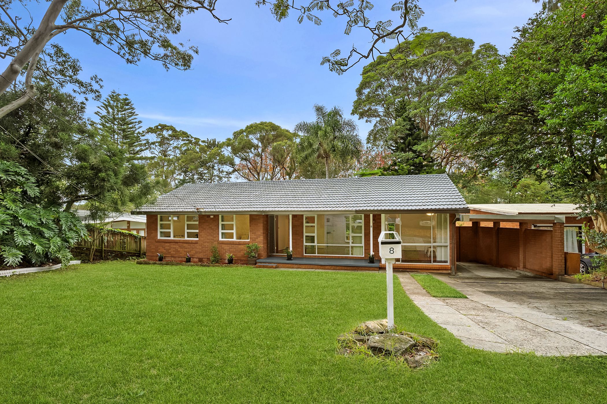 8 Tingira Place, Forestville, NSW 2087 8 Tingira Place, Forestville, NSW 2087