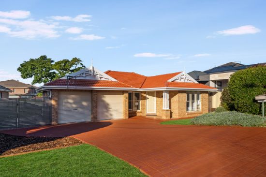 8 Treuer Parade, Yagoona, NSW 2199