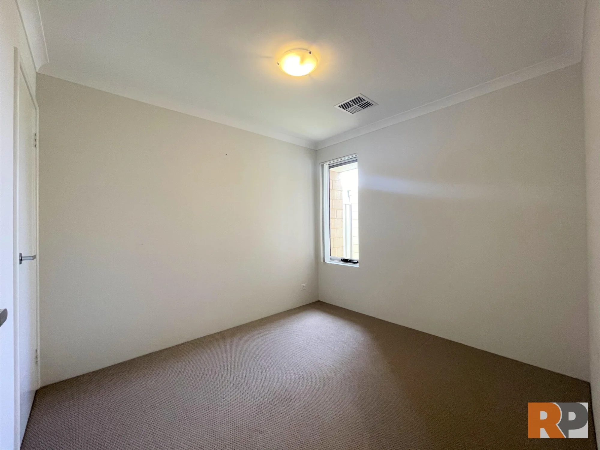 80 Vignerons Loop, Hocking, WA 6065