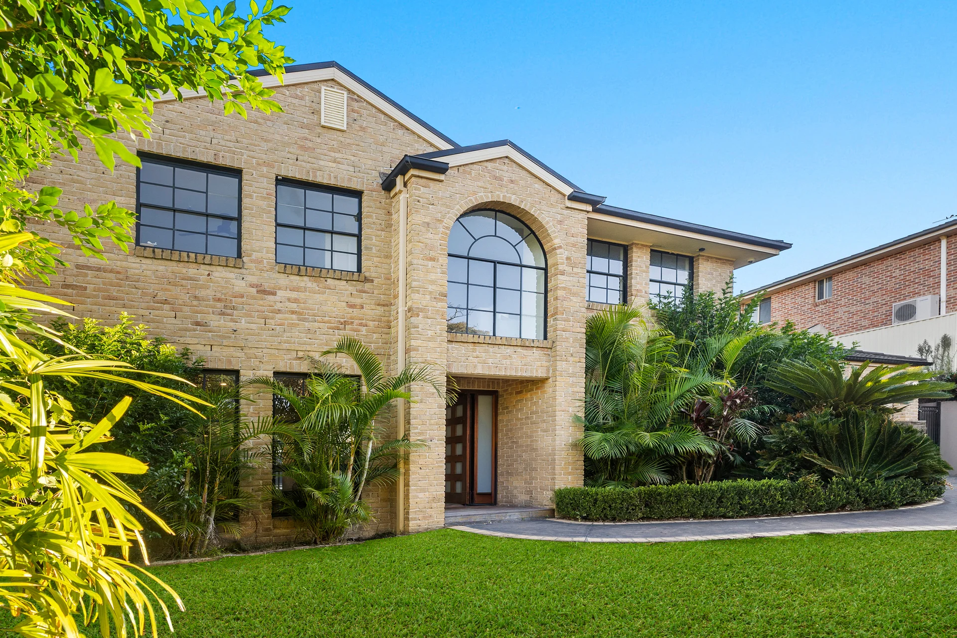 81 Warrangarree Drive, Woronora Heights, NSW 2233