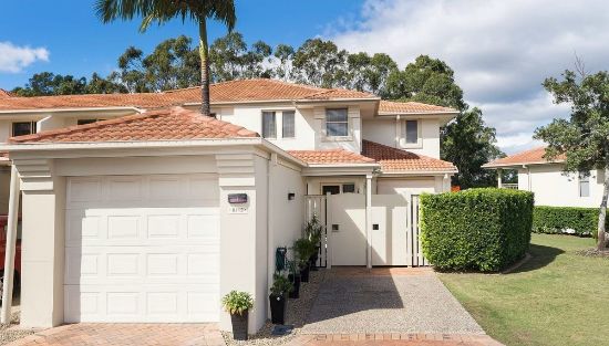 8142 Magnolia Drive, Hope Island, Qld 4212
