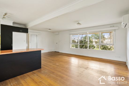 83 Boneo Road, Rosebud, Vic 3939